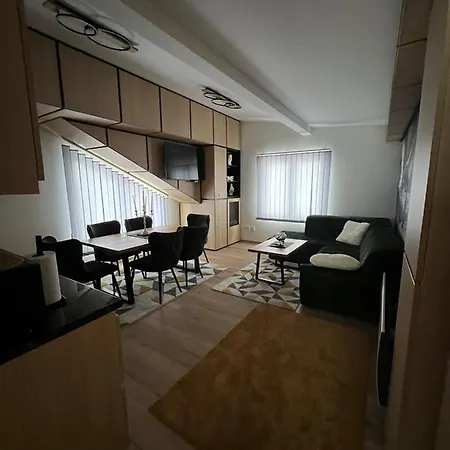 Ma And Lu Apartment